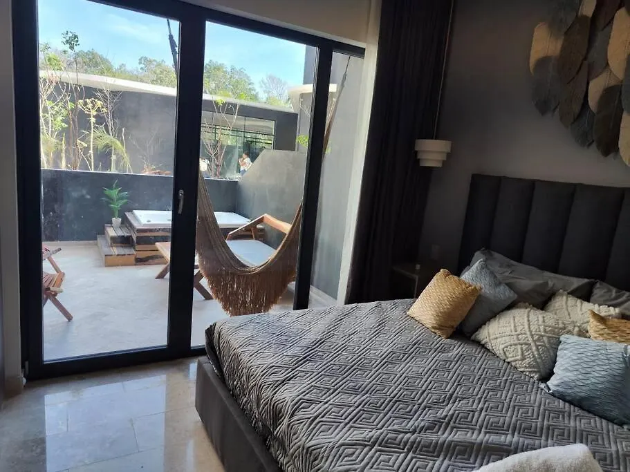 A Pasos De La Playa, Con Terraza Y Jacuzzi Apartment Tulum 0*,  Mexico