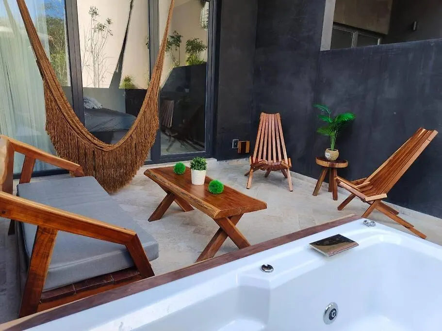 A Pasos De La Playa, Con Terraza Y Jacuzzi Daire Tulum