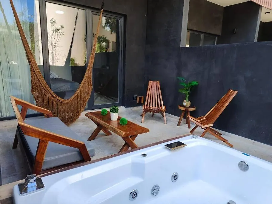 A Pasos De La Playa, Con Terraza Y Jacuzzi Apartment Tulum