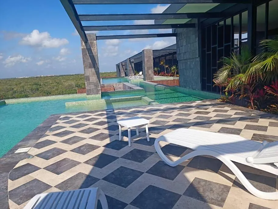 A Pasos De La Playa, Con Terraza Y Jacuzzi Apartment Tulum Mexico